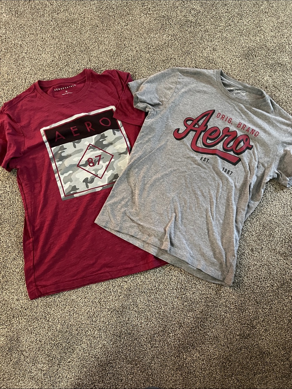 Aeropostale Men's Dual Tee Lot - Burgundy & Gray Graphic Shirts
